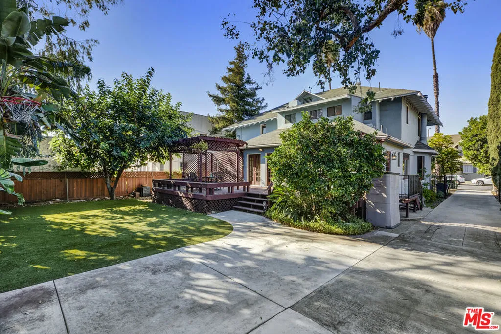 1616 W 25th Street, Los Angeles, California 90007 home-pic-31